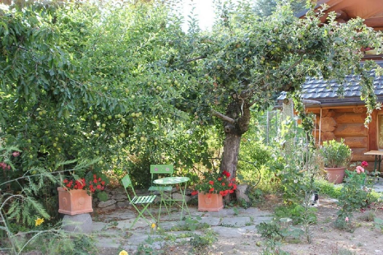 Le Gite De Briey Chalais Luaran gambar